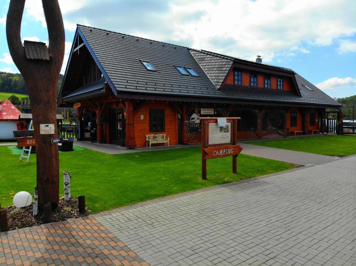 Camp Pacho Hotel Prievidza Exterior photo