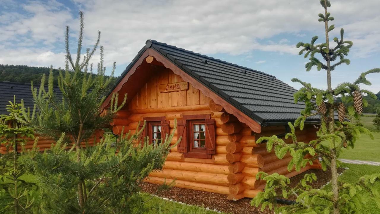 Camp Pacho Hotel Prievidza Exterior photo
